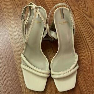 Sam Edelman Kia Block Heel Sandal. NEW